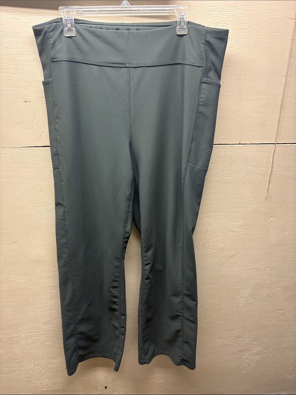 High-Waist Active Leggings in Deep Teal